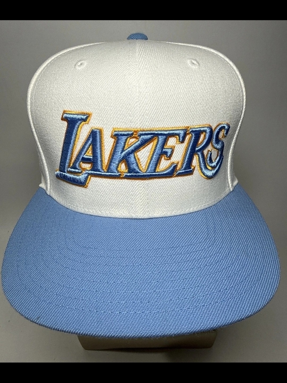 Los Angeles Lakers Hardwood Classics Mitchell & Ness NBA Fitted Cap/ Hat 7 1/8